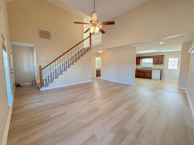 Building Photo - 8585 Clito Rd