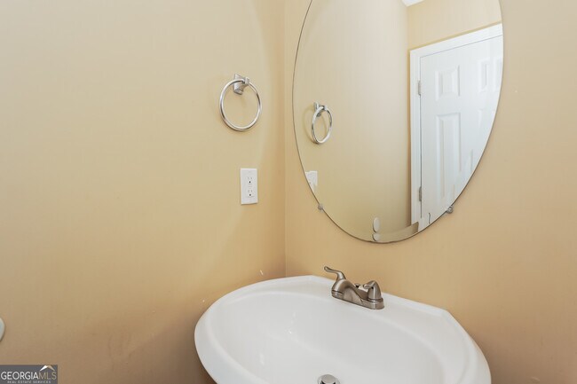 Building Photo - 5002 Serenity Point Ln