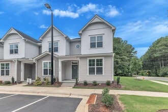 Building Photo - 3/3.5 NC State Townhome Near Centennial Campus
