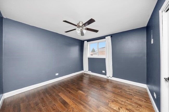 Building Photo - 4223 W 82nd St