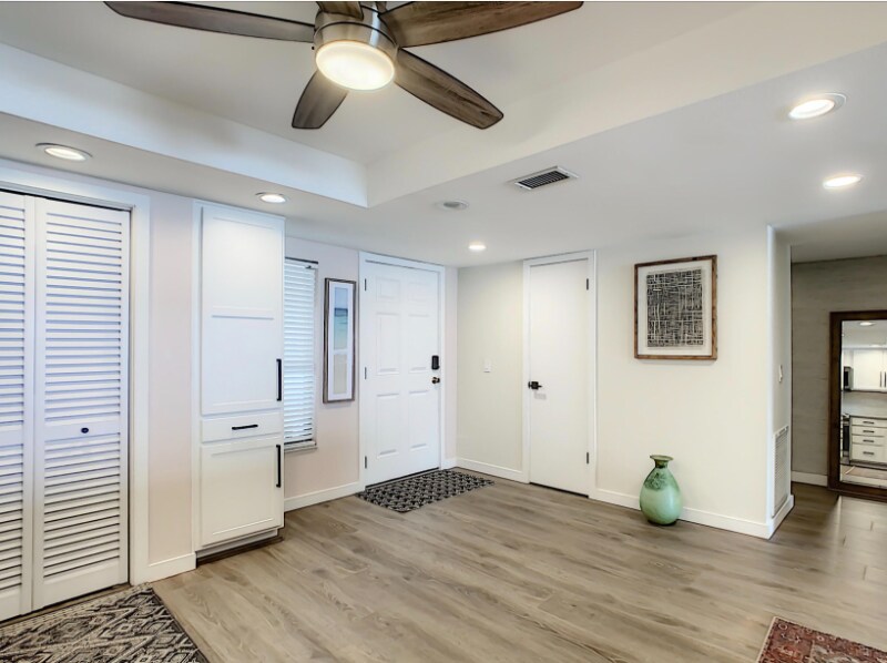 Building Photo - 175 Jimmy Buffett Mem Hwy