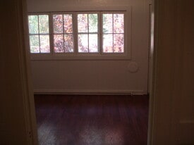 Building Photo - 512 14th St