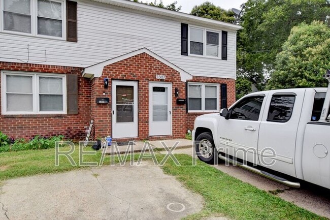 Building Photo - 1307 Richmond Ave