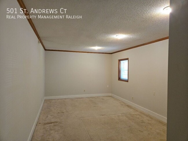 Building Photo - 501 St Andrews Ct