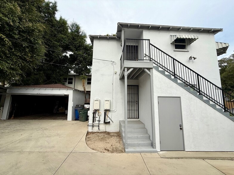 Building Photo - 1157 N Genesee Ave