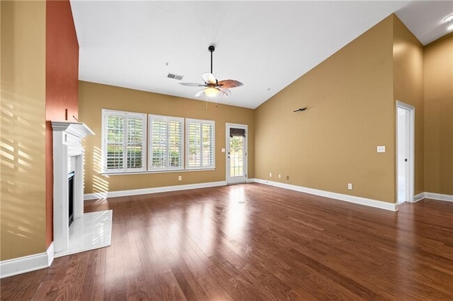 Building Photo - 2335 Callaway Ct