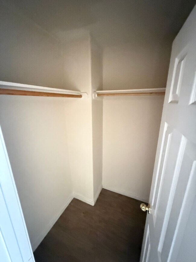 Building Photo - 11425 Mondego Dr