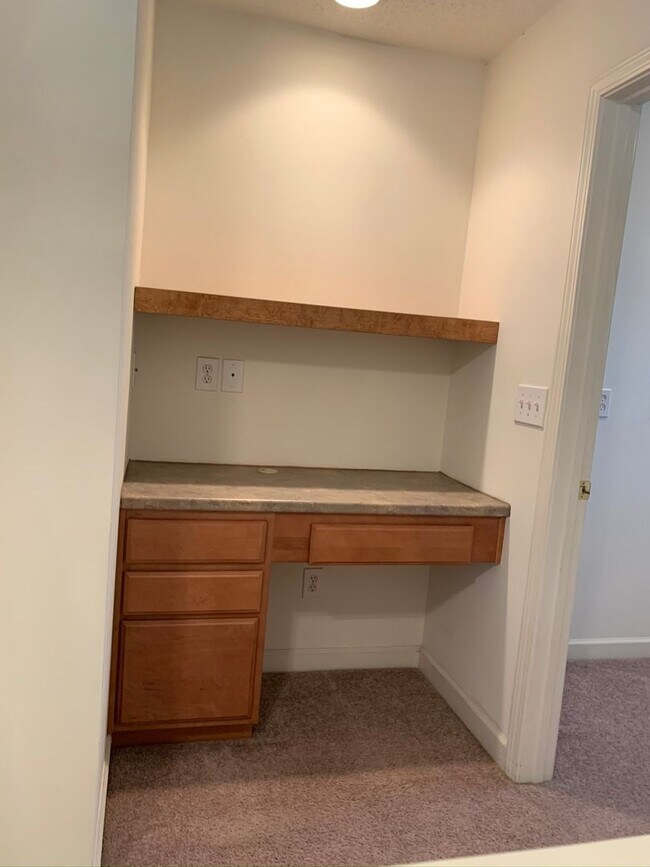 Building Photo - 177 Clusters Cir