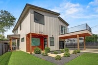 Building Photo - 4703 Louis Ave