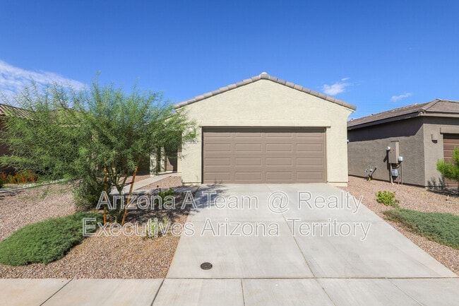 Building Photo - 4882 E Greenway Wash Dr