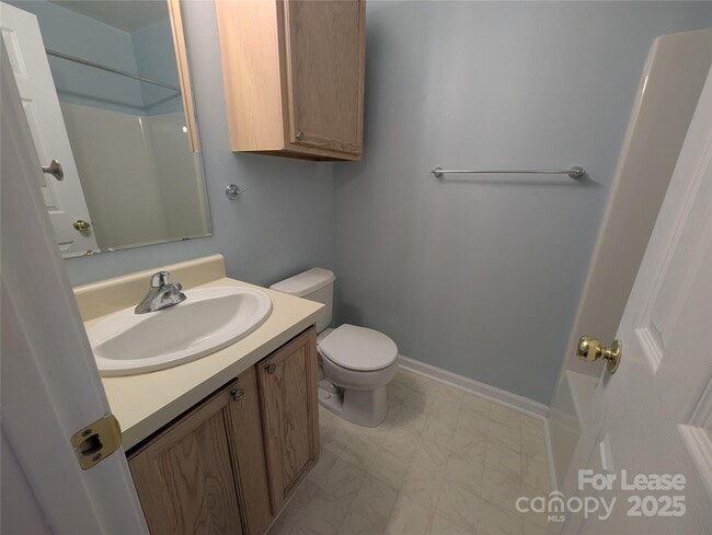 Building Photo - 1505 Flintwood Dr