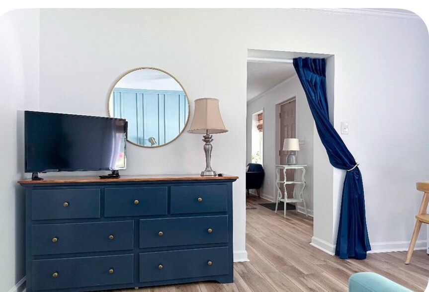 Building Photo - 1803 Timberlake Dr