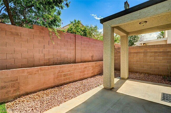 Building Photo - 8309 Clearbreeze Ct