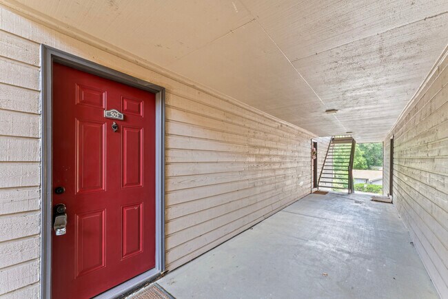 Building Photo - 505 Patton Chapel Way