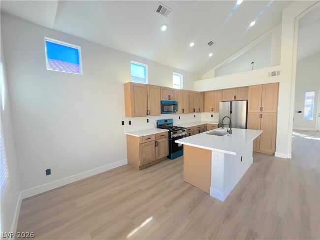 Building Photo - 376 Blackstone River Ave