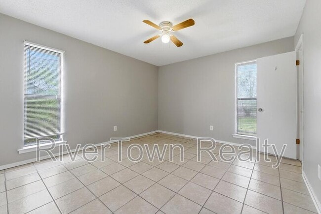 Building Photo - 4956 Lazybrook Cove