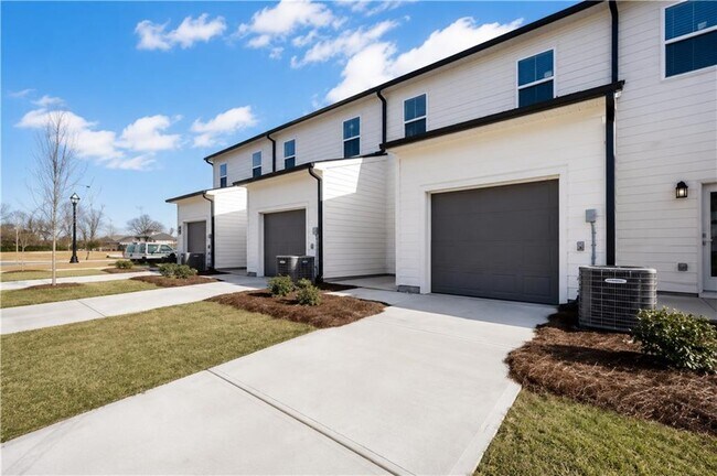Building Photo - 1643 Winpost Ln NW