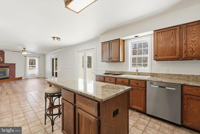 Building Photo - 35298 Scotland Heights Rd