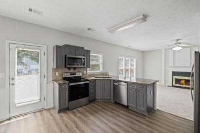 Building Photo - 10905 Pinewalk Forest Cir