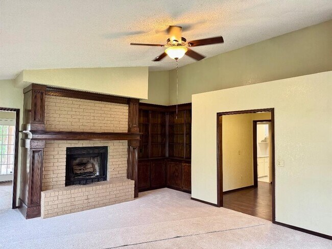 Building Photo - 1037 NW 166th St