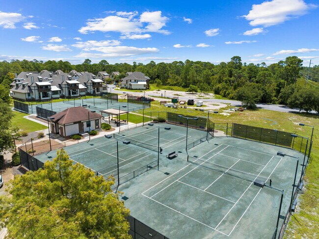 Building Photo - 1411 Courtside Dr