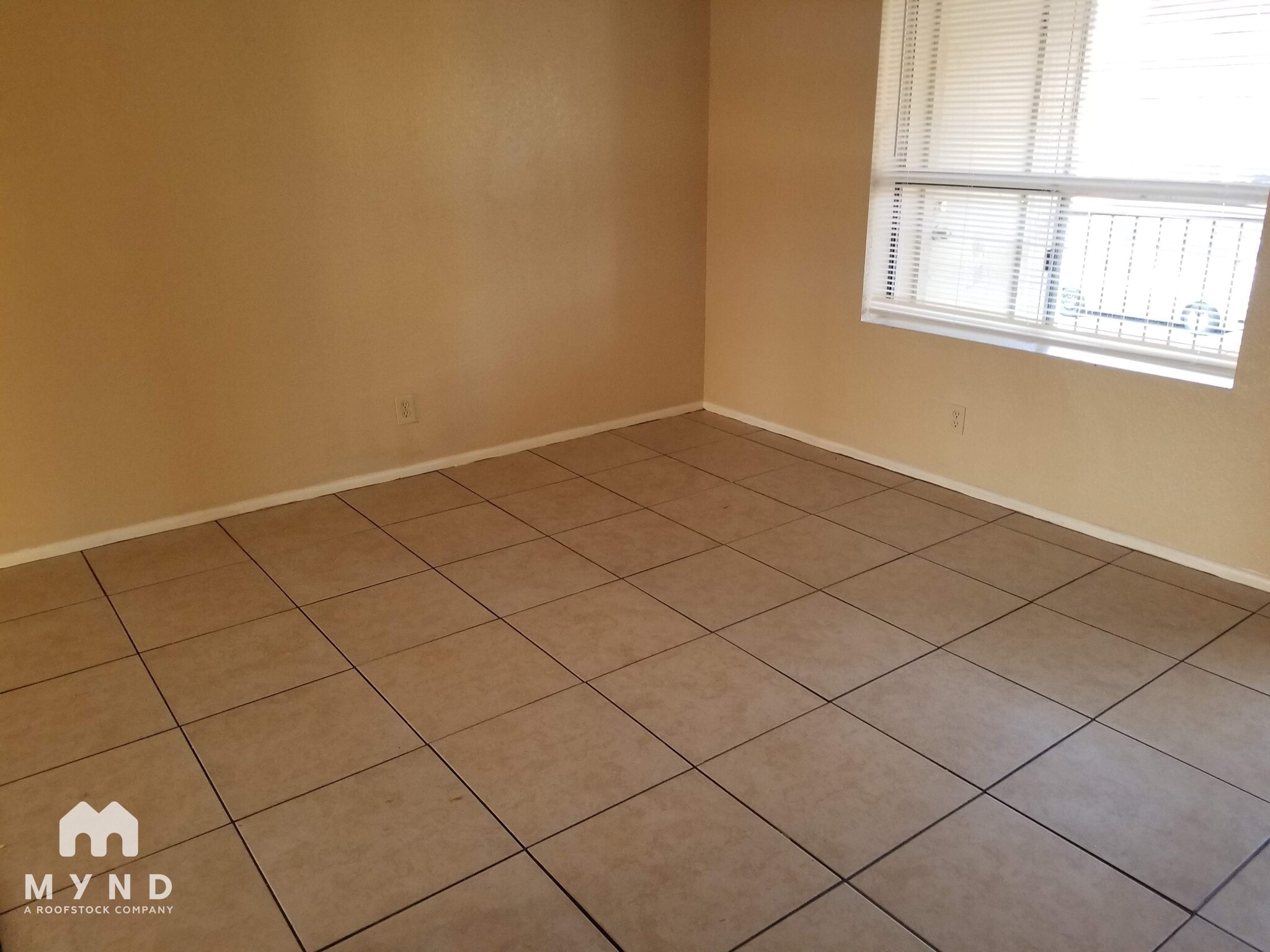 Building Photo - 6657 W Ocotillo Rd