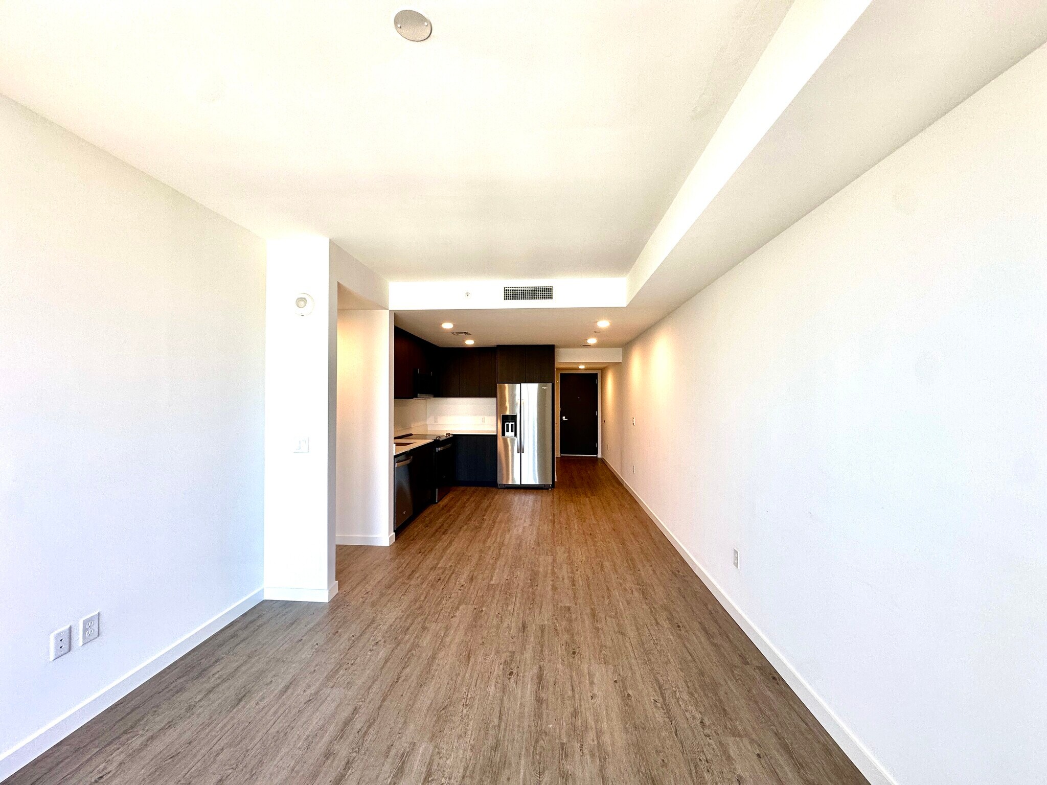 Building Photo - 133 NE 24th St