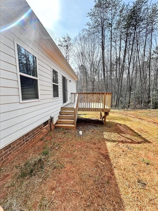Building Photo - 1393 Karriker Ln