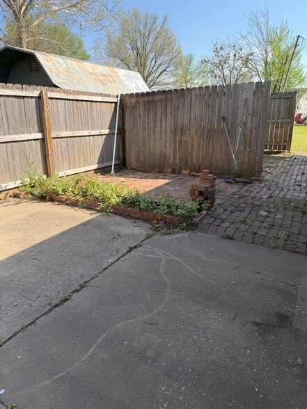 Patio - 536 Sherwood Ln