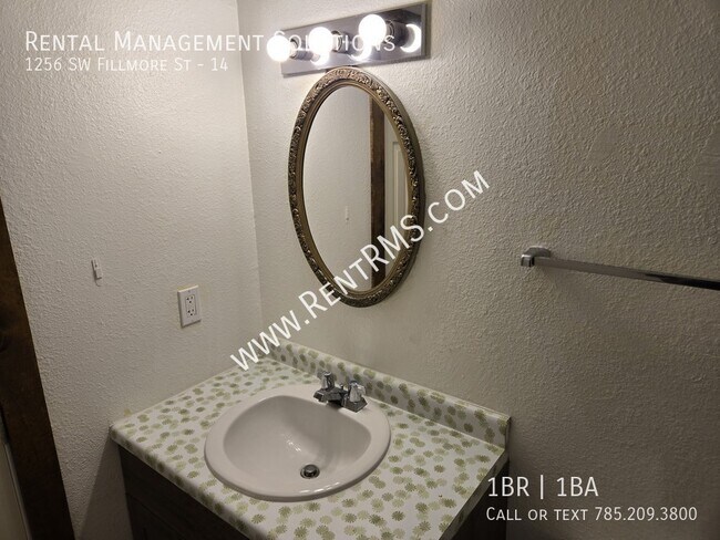 Building Photo - 1256 SW Fillmore St