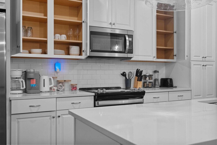 Building Photo - 1442 Hamilton St