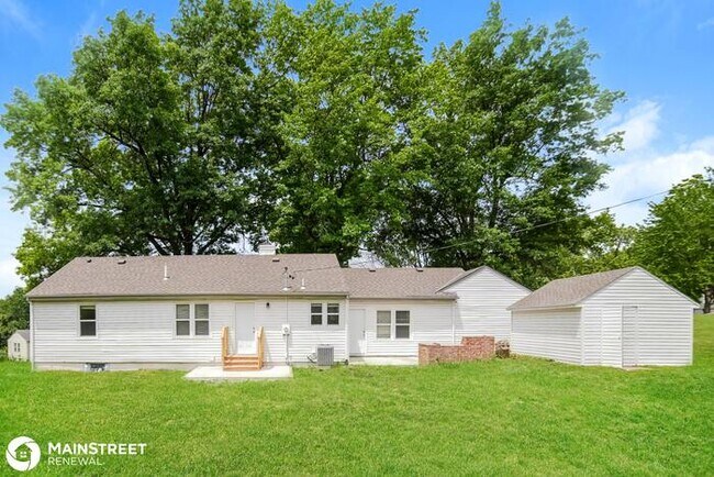 Building Photo - 4909 Norwood Avenue, Kansas City, MO 64133