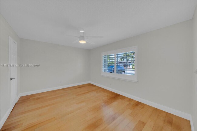 Building Photo - 13232 SW 52nd Terrace