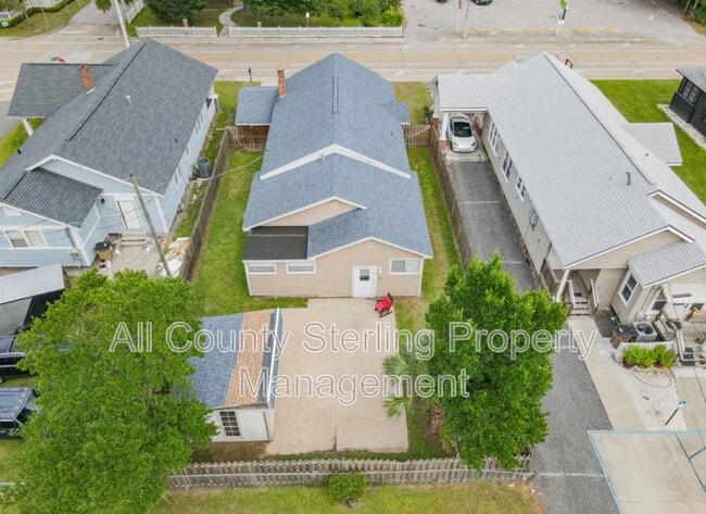 Building Photo - 348 S Marion Ave