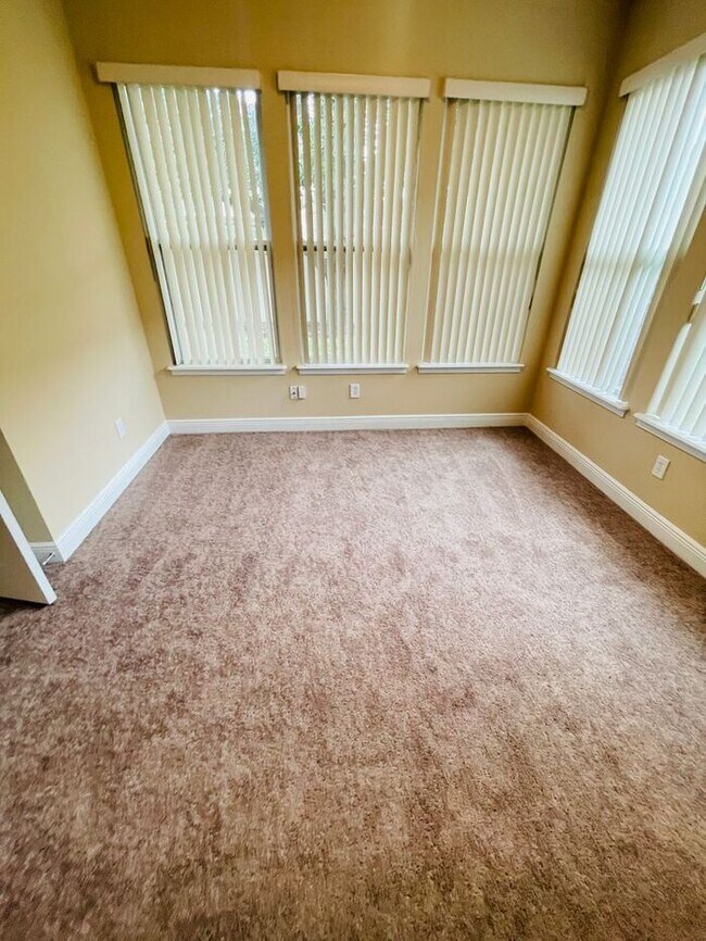 Building Photo - Thornhill Park-11507 Wakeworth St Orlando FL 32836