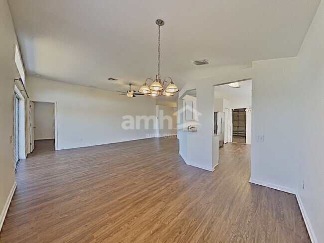 Building Photo - 13122 Early Run Ln