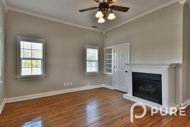 Building Photo - 5674 Duncan Rd