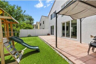 Building Photo - Southwest 51st Street, Davie, FL 33331 - 4 BR 3 BA single-family home