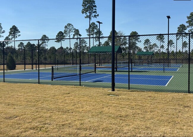 Building Photo - 45 Splendor Run