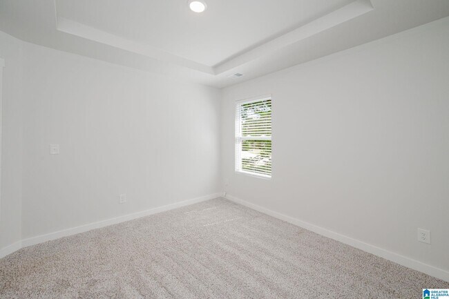 Building Photo - 501 Polo Way