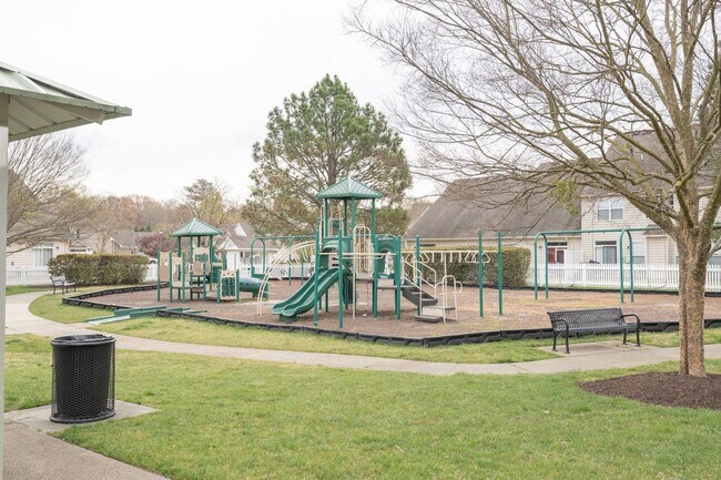 Building Photo - 4022 Holston Ct