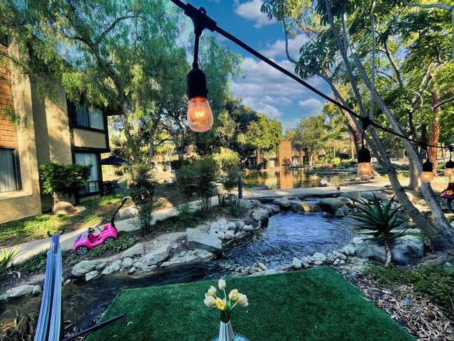 Building Photo - 12750 Centralia St