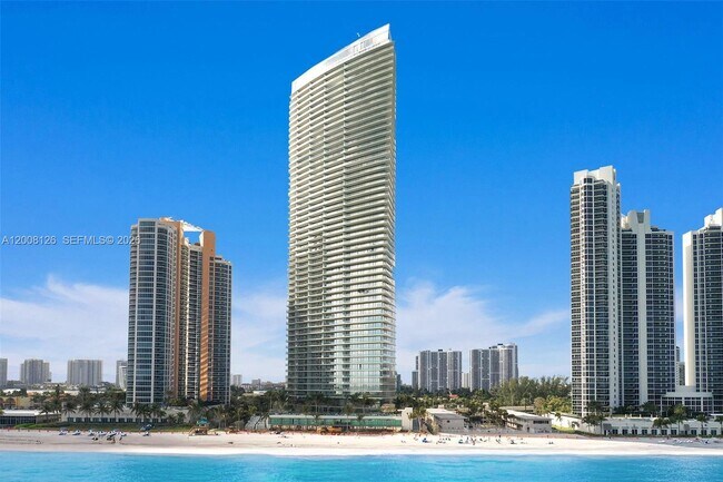 Building Photo - 18975 Collins Ave