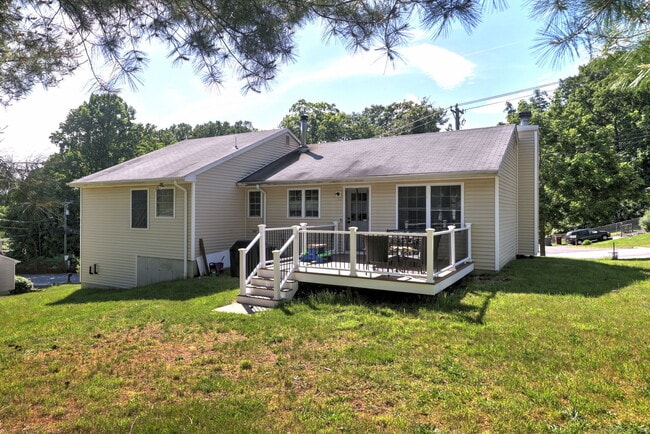 Building Photo - 167 Osborn Rd