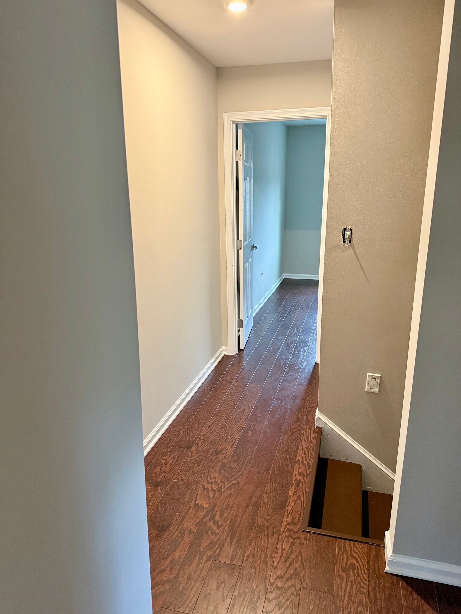Building Photo - 727 Olde Greenwich Cir