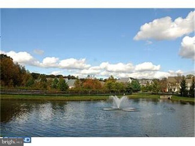 Building Photo - 20 Windsor Pond Rd