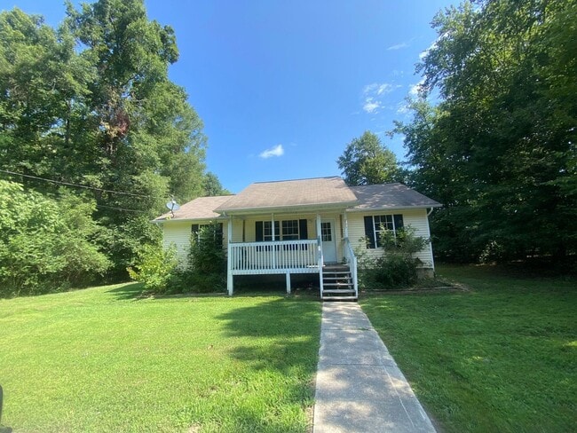 Primary Photo - Now available 3 Bedroom 2 Bath Single Fami...