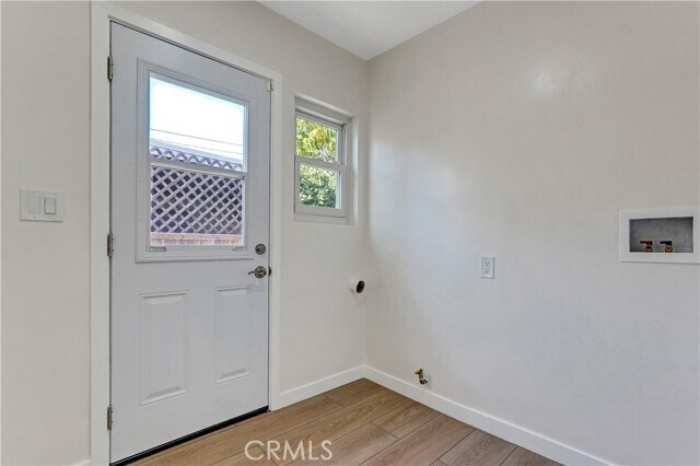 Building Photo - 6851 Forbes Ave