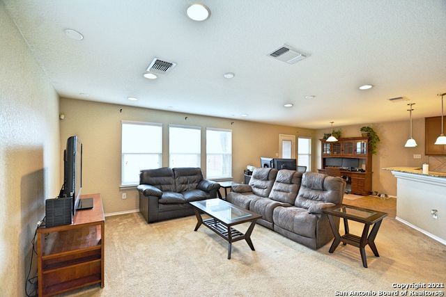 Building Photo - 2037 Brandywine Dr