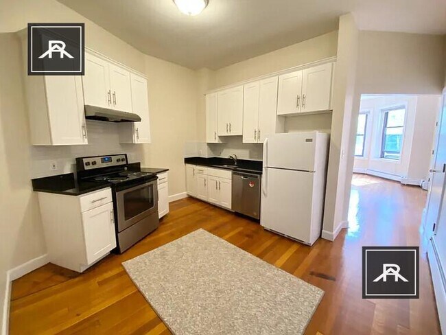 Building Photo - 1 bedroom in Brookline MA 02445